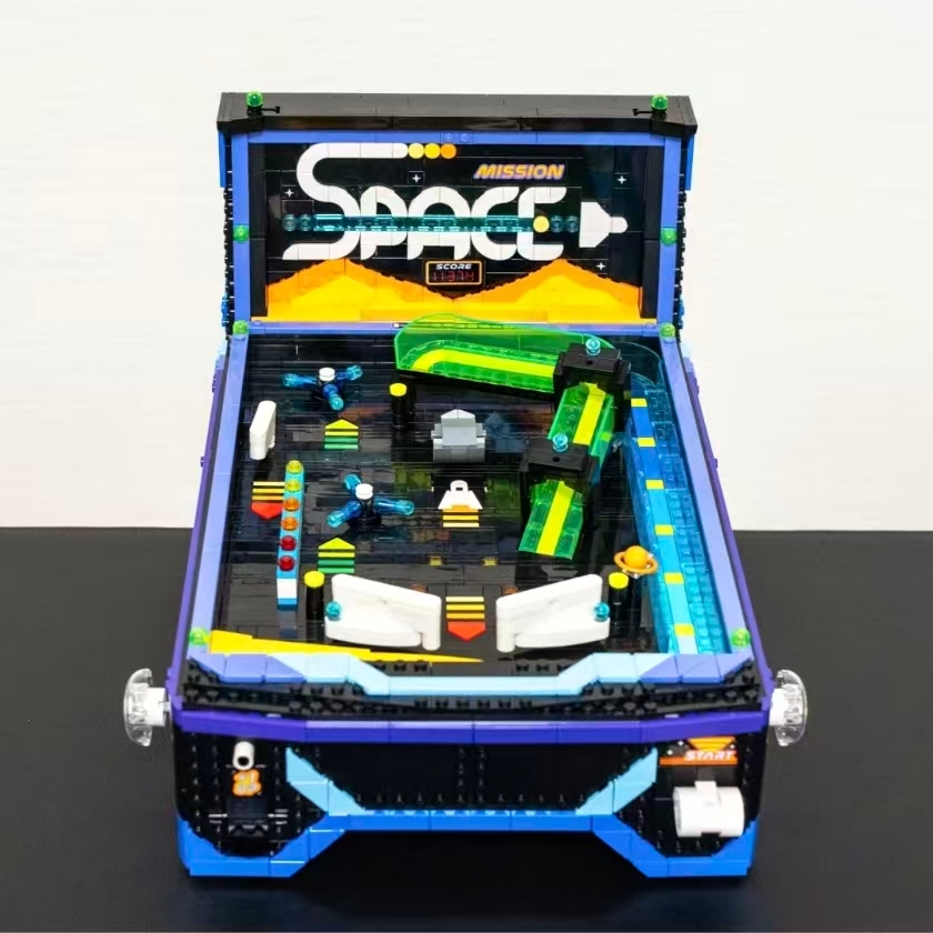 2274pcs Playable Retro Gaming  - огляд і ціна Retro Gaming Console Lego